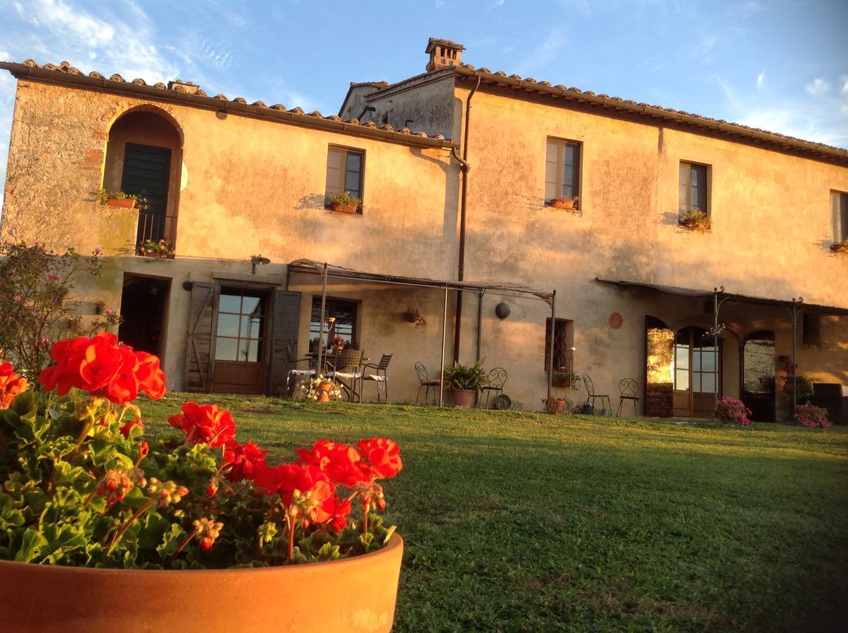 La Canonica Di San Michele Monteriggioni Exteriör bild