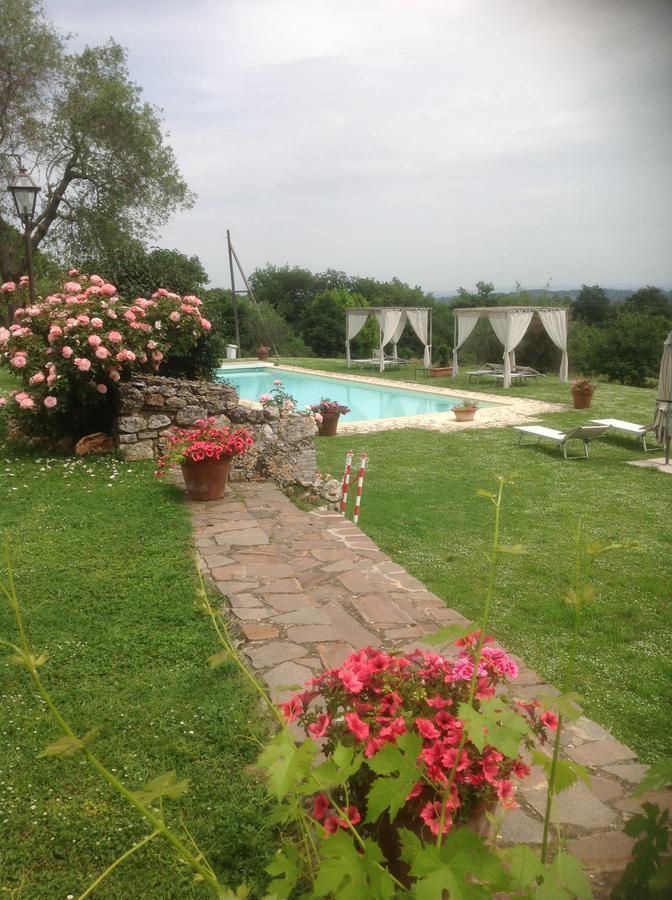 La Canonica Di San Michele Monteriggioni Exteriör bild
